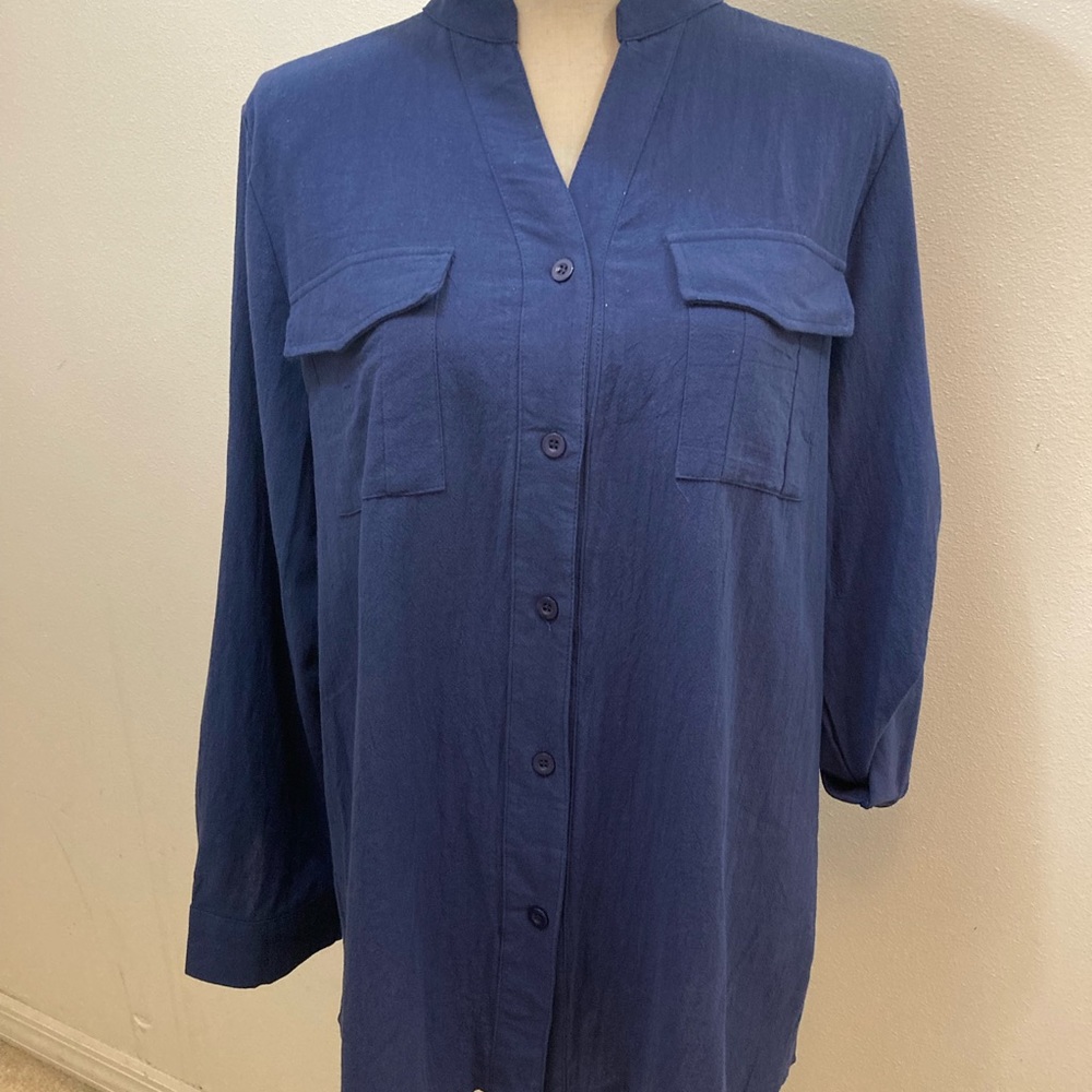 UUANG Button Down Blouse Sz M NWT